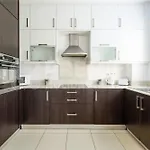 Cherry Palm فيلة بروتاراس